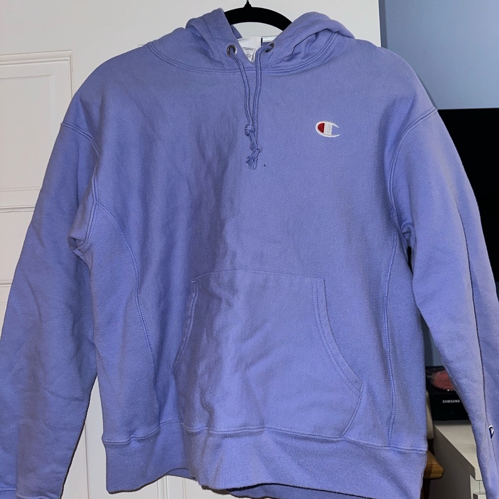 Women’s Champion Hoodie - Light purple & lightly worn